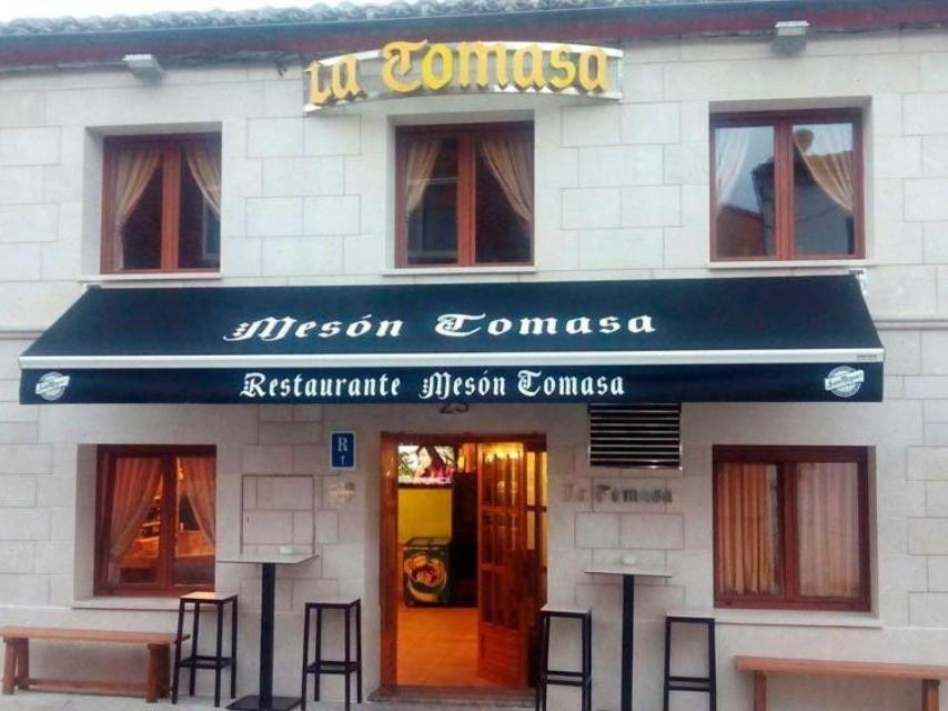 La fachada del Restaurante Mesón Tomasa.