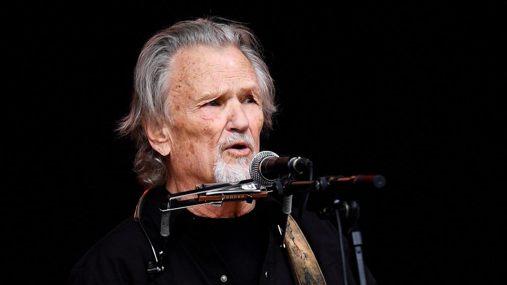 Kris Kristofferson, durante una actuación en el Festival de Glastonbury, el 23 de junio de 2017.