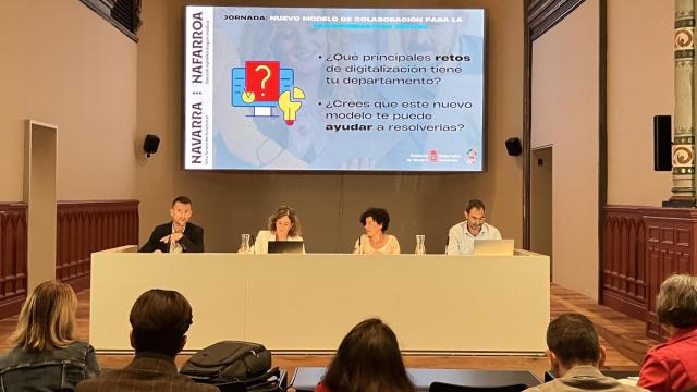 Jornada organizada por el gobierno de Navarra para coordinar acciones internas relacionadas con las TIC.