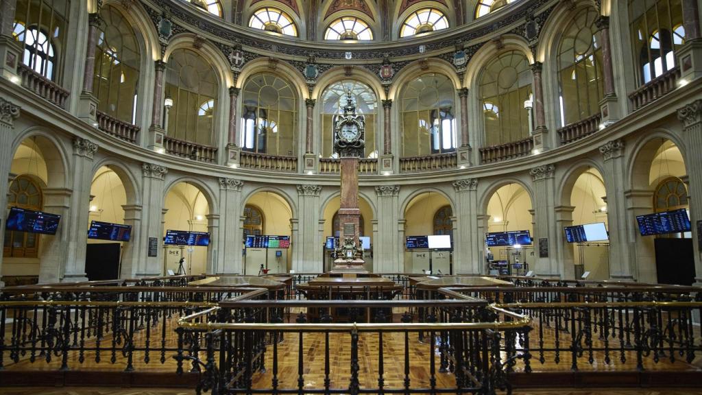 Interior del Palacio de la Bolsa de Madrid.