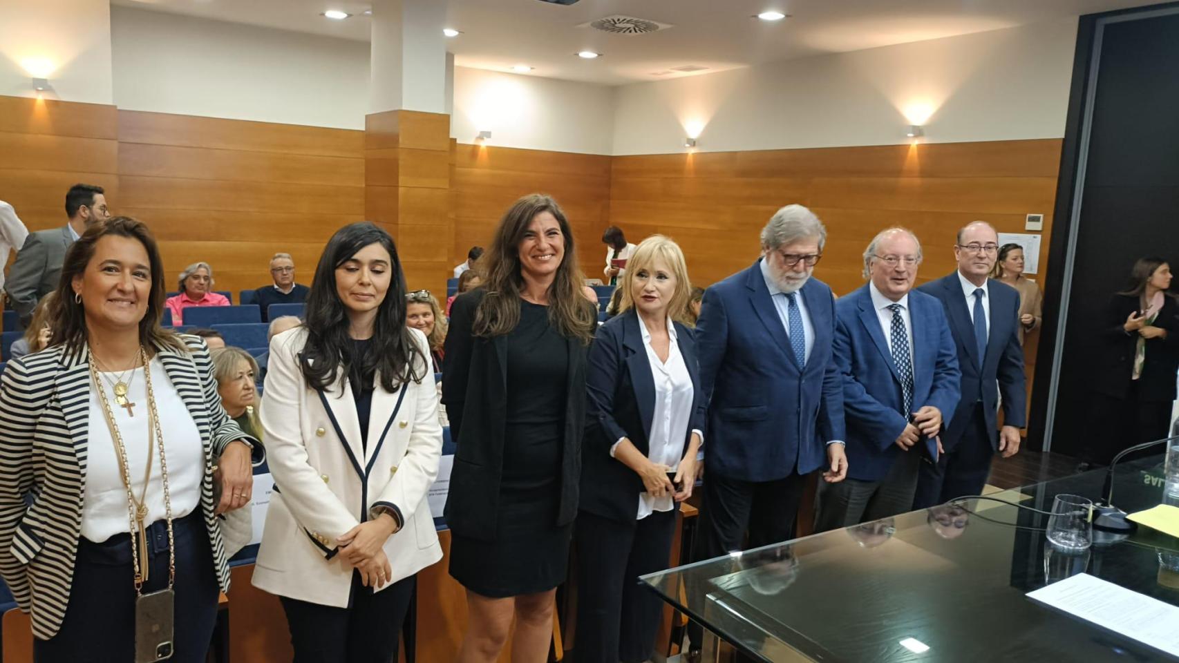 La consejera de Industria, Comercio y Empleo, Leticia García, clausura la Asamblea General de ATA Castilla y León junto a su presidenta, Leticia Mingueza