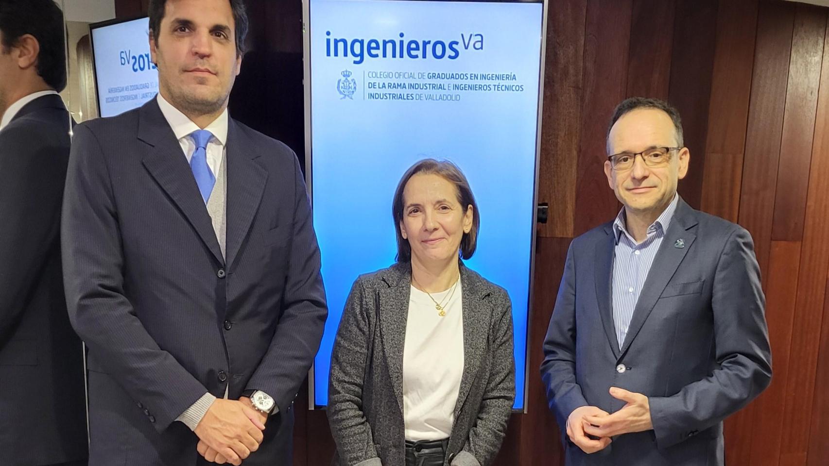 Manuel Fávrega, presidente del Departamento de Ambiente y Sustentabilidad de la UIPBA; Azucena Pérez, responsable de desarrollo de proyectos de ingenierosVA; y Javier Escribano, director ejecutivo de ingenierosVA.