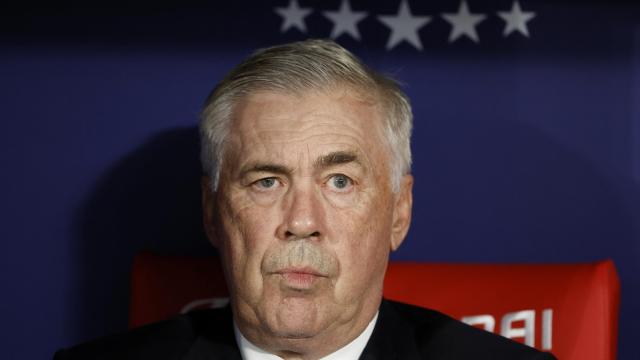 Ancelotti, durante el derbi ante el Atlético de Madrid.