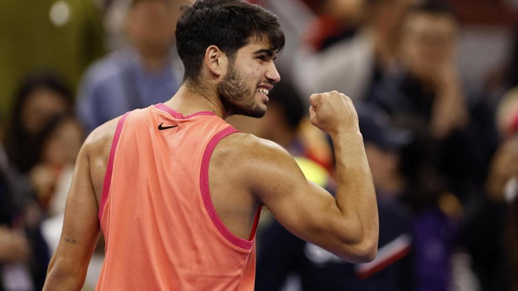 Carlos Alcaraz celebra durante el ATP de Pekín