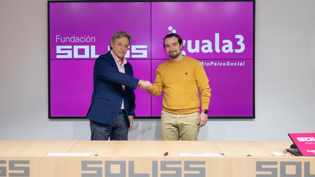 Firma del convenio entre Fundación Soliss e Iguala3.