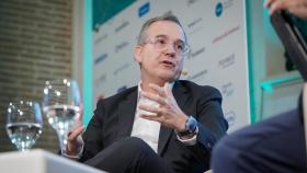 Juan Francisco Cuello de Oro, director general de Leo Pharma,  durante su intervención en el V Simposio del Observatorio de la Sanidad, que organizan EL ESPAÑOL e Invertia.