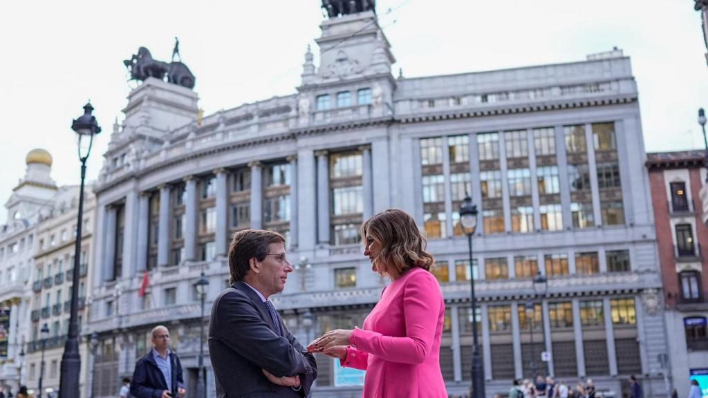 Los alcaldes de Madrid y Valencia, José Luis Martínez Almeida y María José Catalá, este miércoles en Madrid. EE