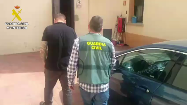 La Guardia Civil detiene a cinco personas por un robo con violencia