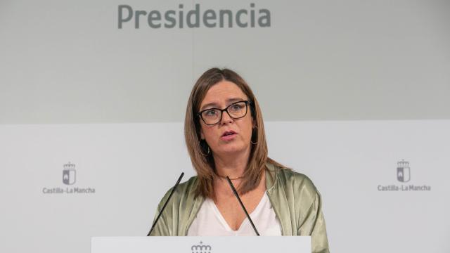 Esther Padilla, consejera portavoz del Gobierno de Castilla-La Mancha, este miércoles en rueda de prensa.