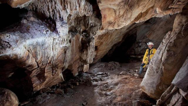 La Cueva de los Covachos, en Almadén de la Plata