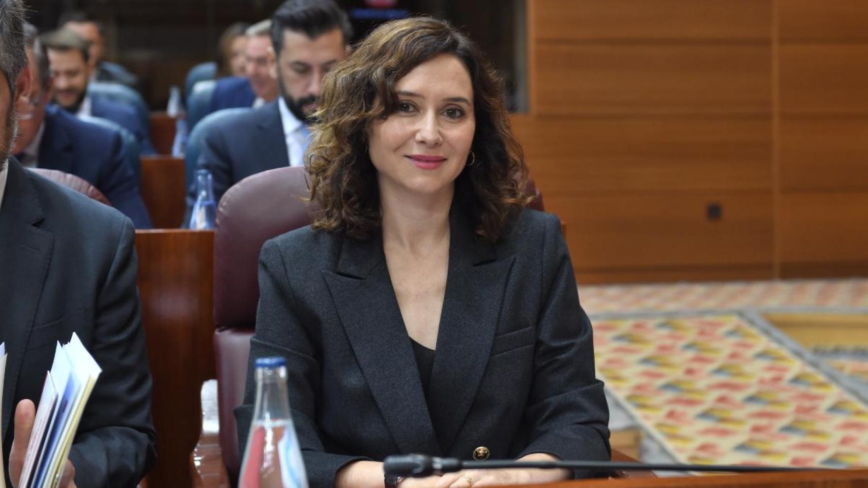 La presidenta de la Comunidad de Madrid, Isabel Díaz Ayuso, durante la sesión plenaria en la Asamblea de Madrid.