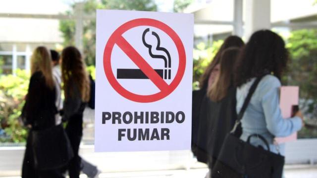 El consumo de tabaco es la principal causa de muerte evitable en enfermedades crónicas.