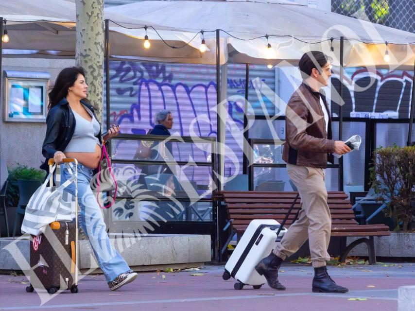 Yon González y Magali por las calles de Valladolid