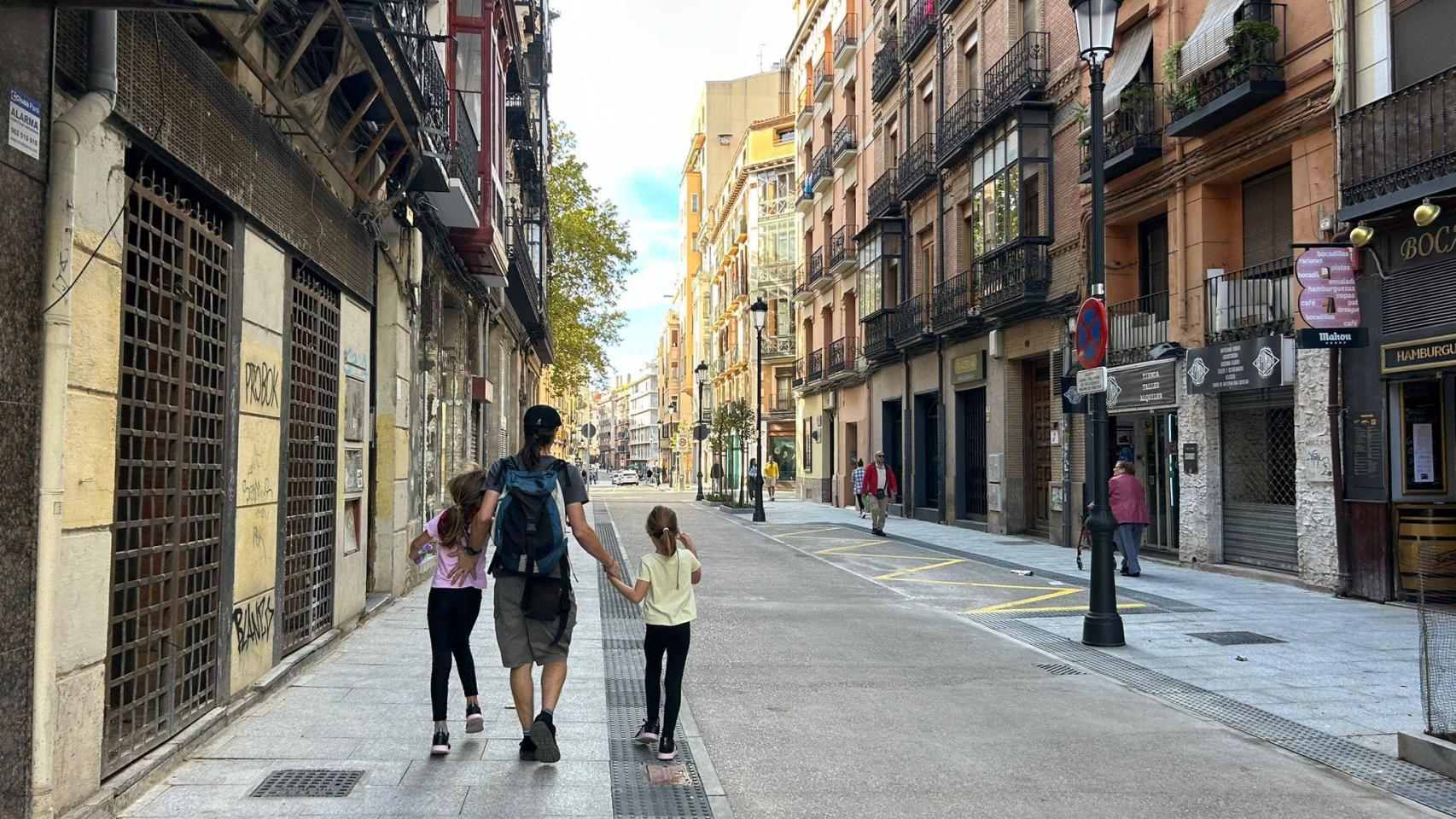 La calle Manifestación, en Zaragoza, tras su reforma.