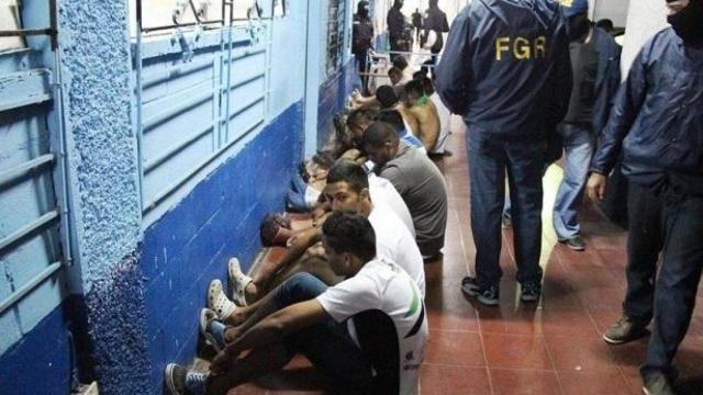 Detención de pandillas en El Salvador en una imagen de 2016.