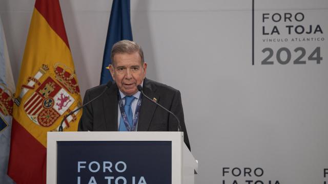 El opositor venezolano Edmundo González ofrece una ponencia este vienes durante la segunda jornada del Foro La Toja.