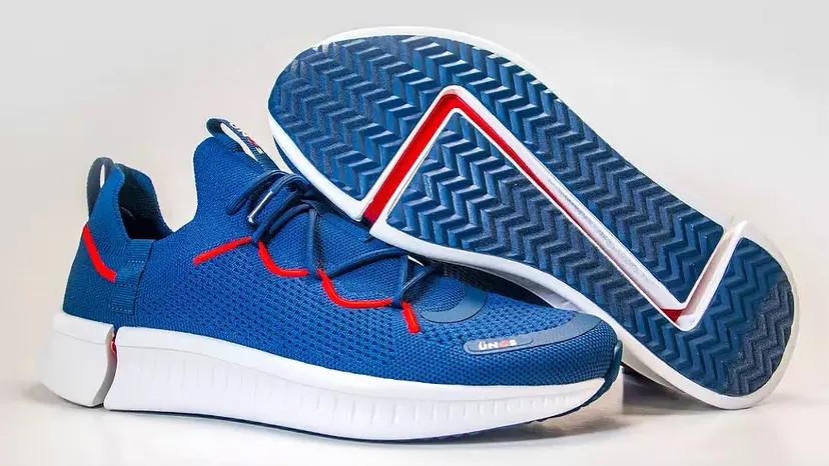 sneakers that adapt to foot growth