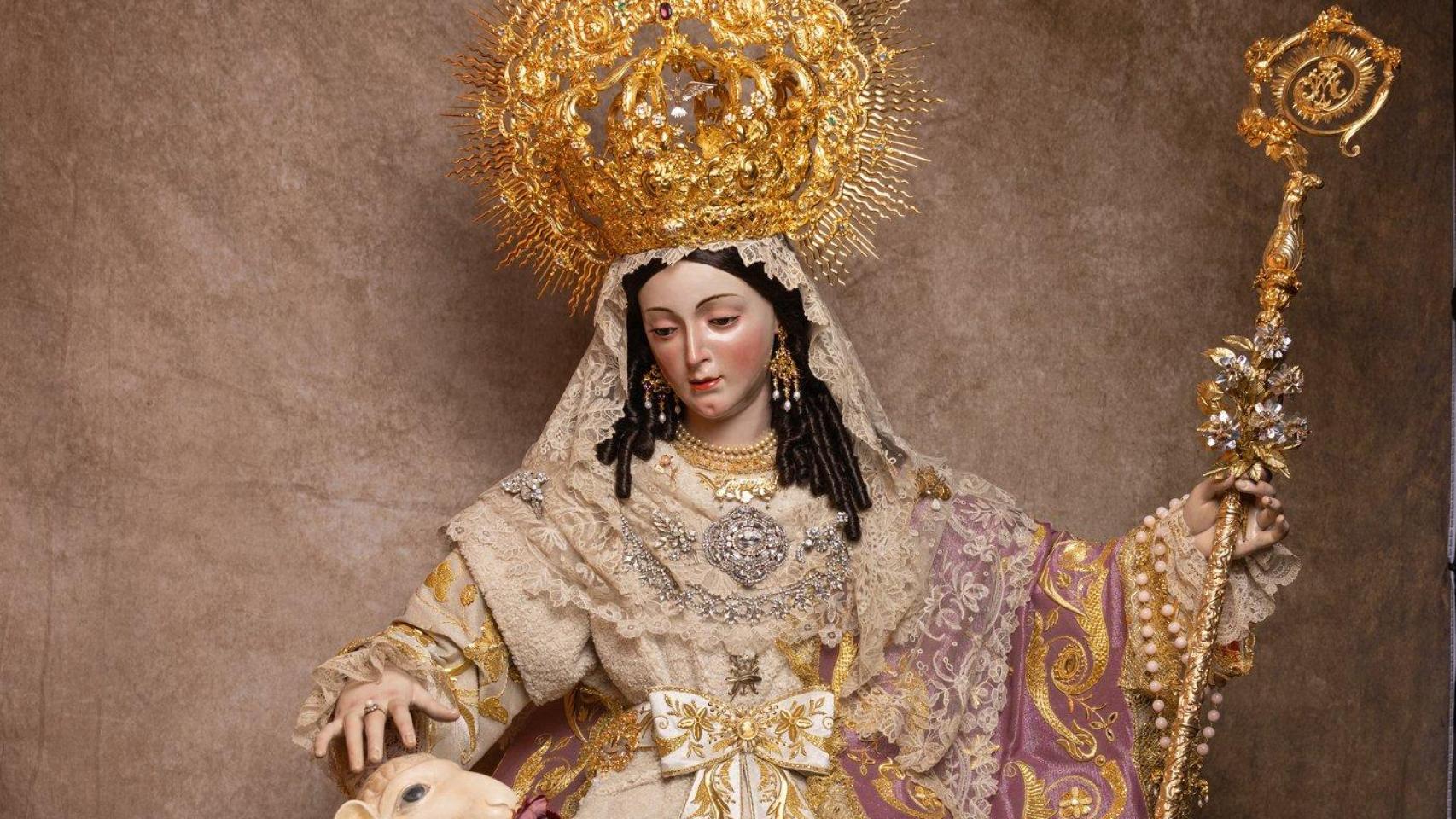 La Divina Pastora de Capuchinos ya está coronada.