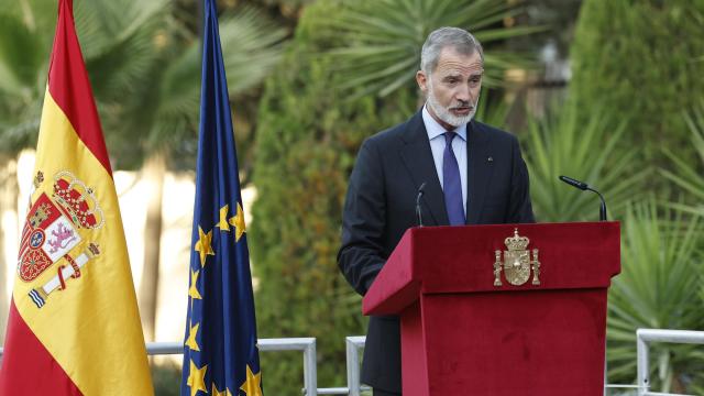 El rey Felipe VI participa en una reunión en Amán, para mostrar su respaldo a Jordania para detener la guerra en Oriente Medio y lograr la paz en la región.