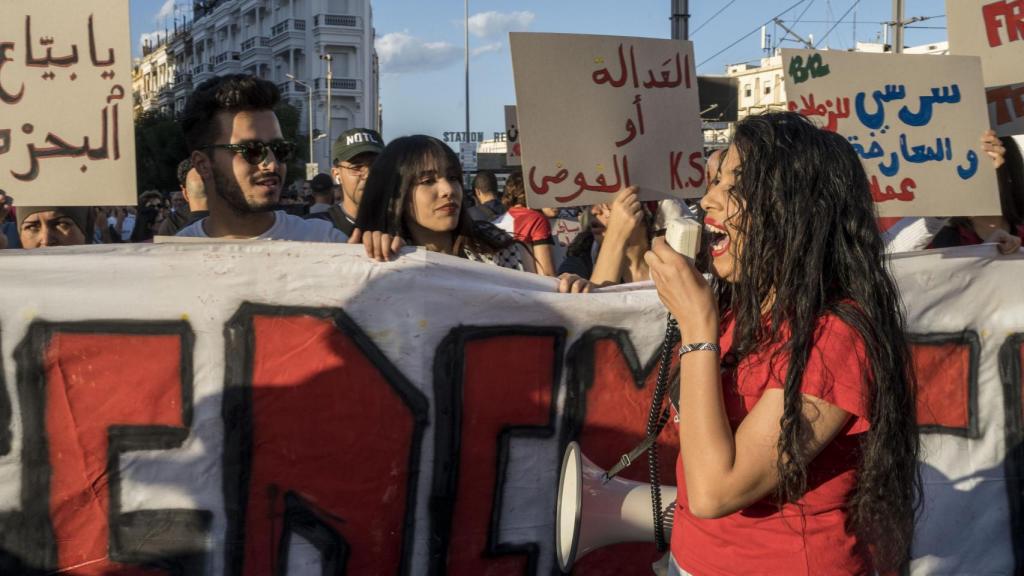 Los cánticos de libertad de la revolución de 2011 regresan a las calles de Túnez.