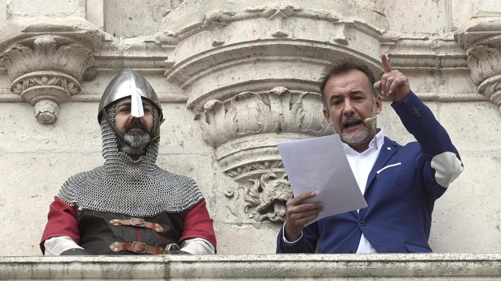 El actor José Luis García-Pérez dando el pregón de la Semana Cidiana