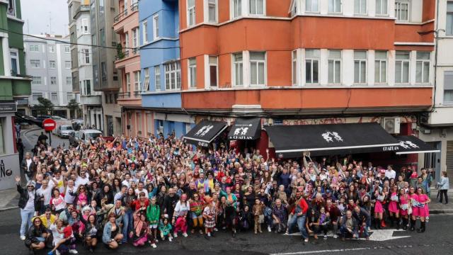 Foto de familia del Chaflán en su 30 aniversario