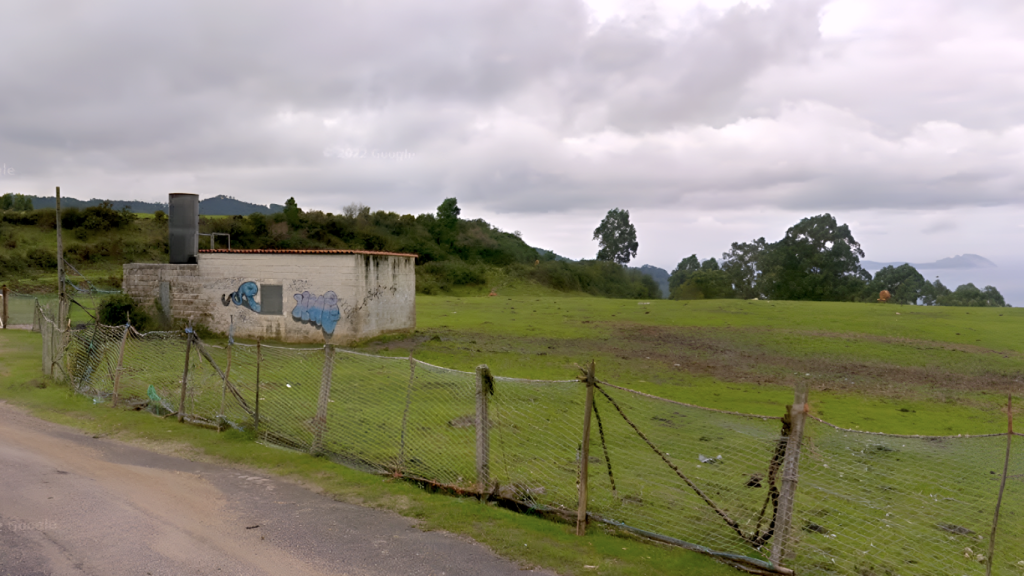 Área cercada del antiguo vertedero de Zondal