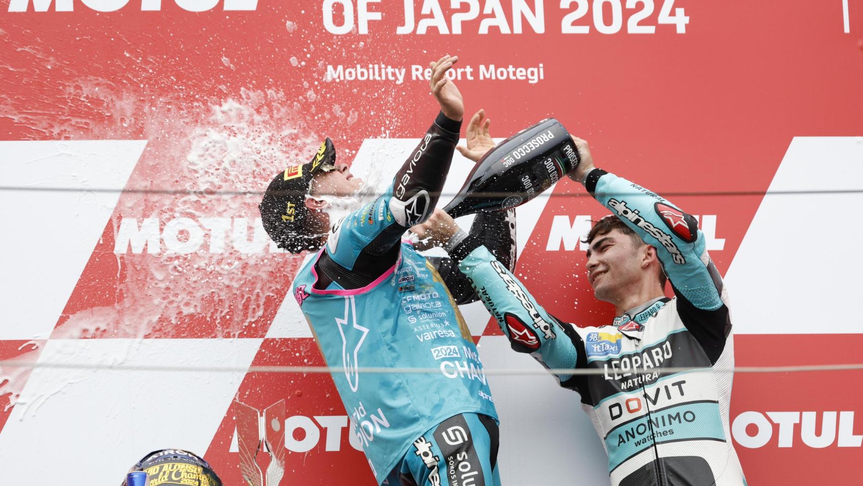 David Alonco celebra su victoria en Motegi.