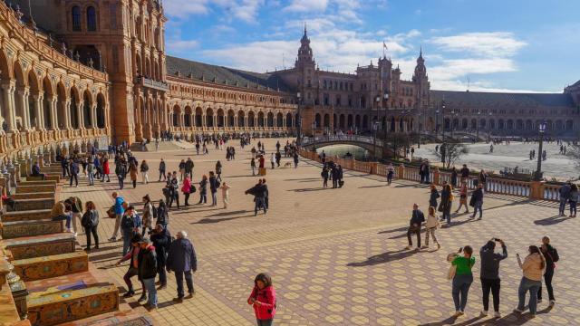 La Plaza de España, uno de los monumentos más emblemáticas de Sevilla.