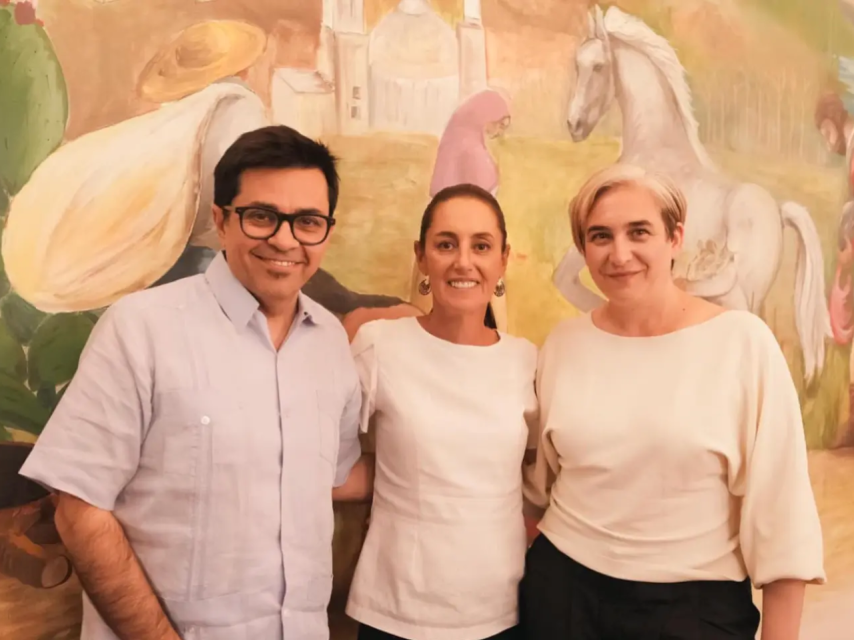 Gerardo Pisarello, Claudia Sheinbaum y Ada Colau en México.