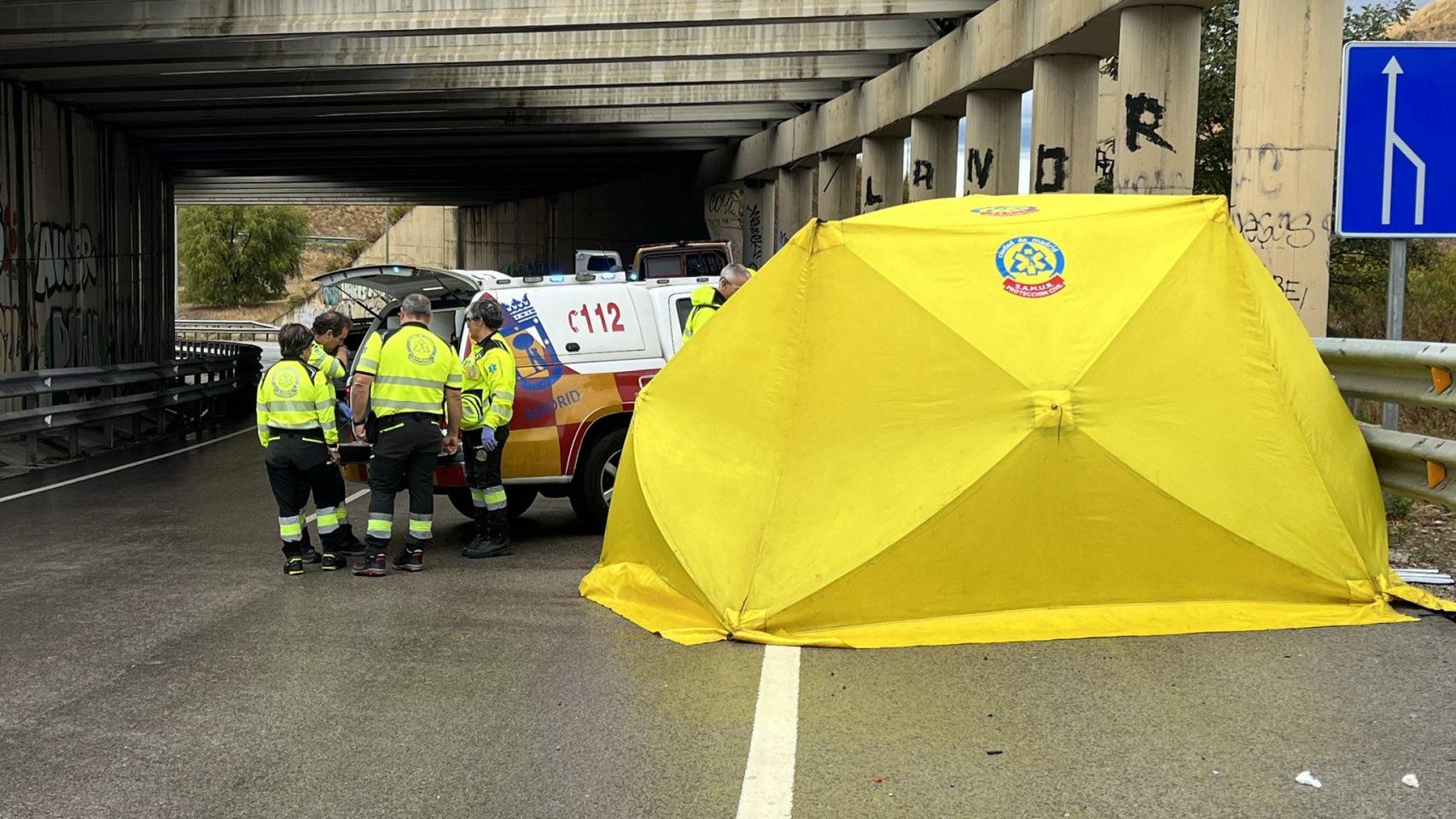 Muere una joven de 24 años tras perder el control de su vehículo en la M-45 y chocar contra el guardarraíl