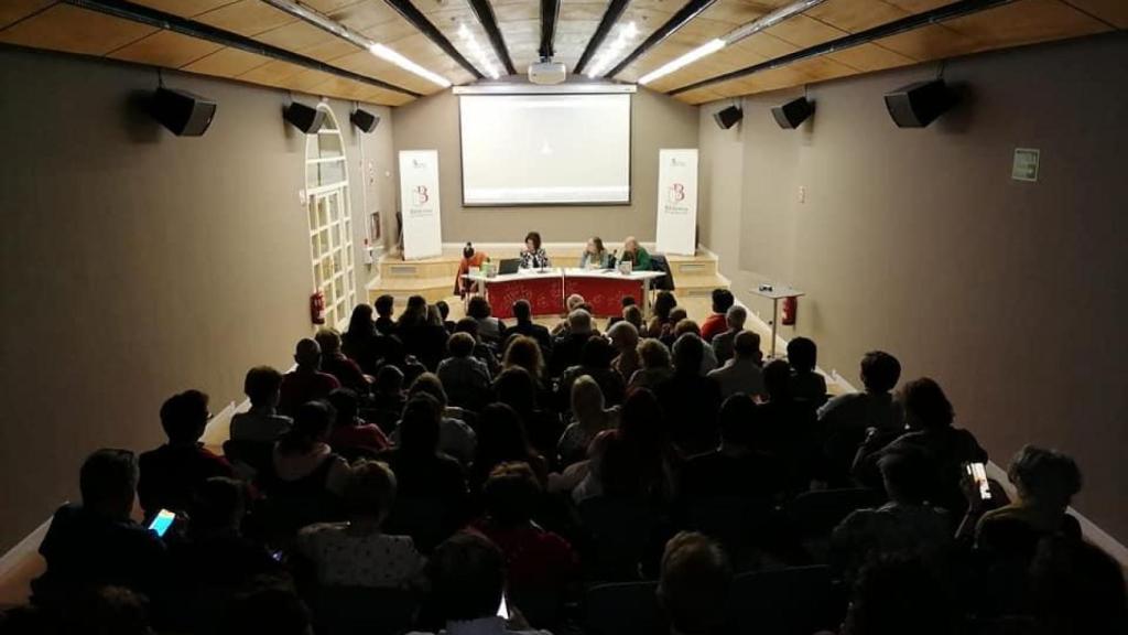 Asociación Cultural HABLA en la Biblioteca de Castilla y León.