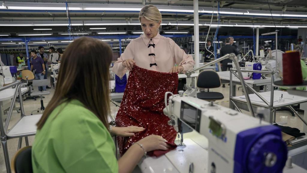 La vicepresidenta segunda del Gobierno y ministra de Trabajo y Economía Social, Yolanda Díaz, visita las instalaciones de Inditex en Arteixo (A Coruña).