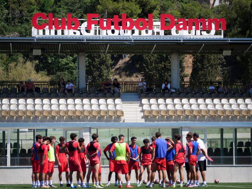 El primer día en la nueva Ciudad Deportiva del CF Damm