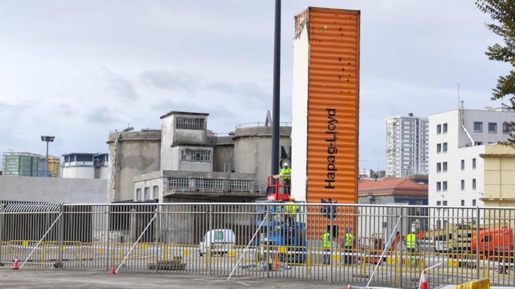 Nueva exposición en el muelle de Batería de A Coruña por la Fundación MOP