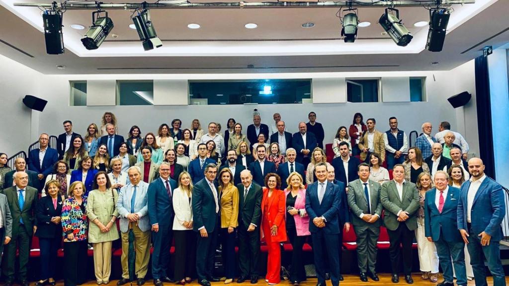 Miquel Roca en el curso de Liderazgo Político impulsado por Cospedal.