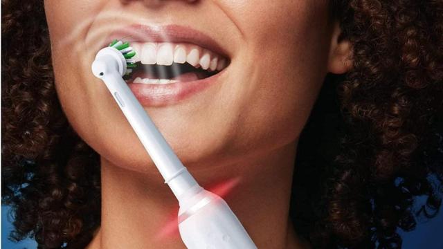 Pásate al cepillo de dientes eléctrico con este Oral-B rebajado en los Prime Days de Amazon: ¡ahora por menos de 45€!