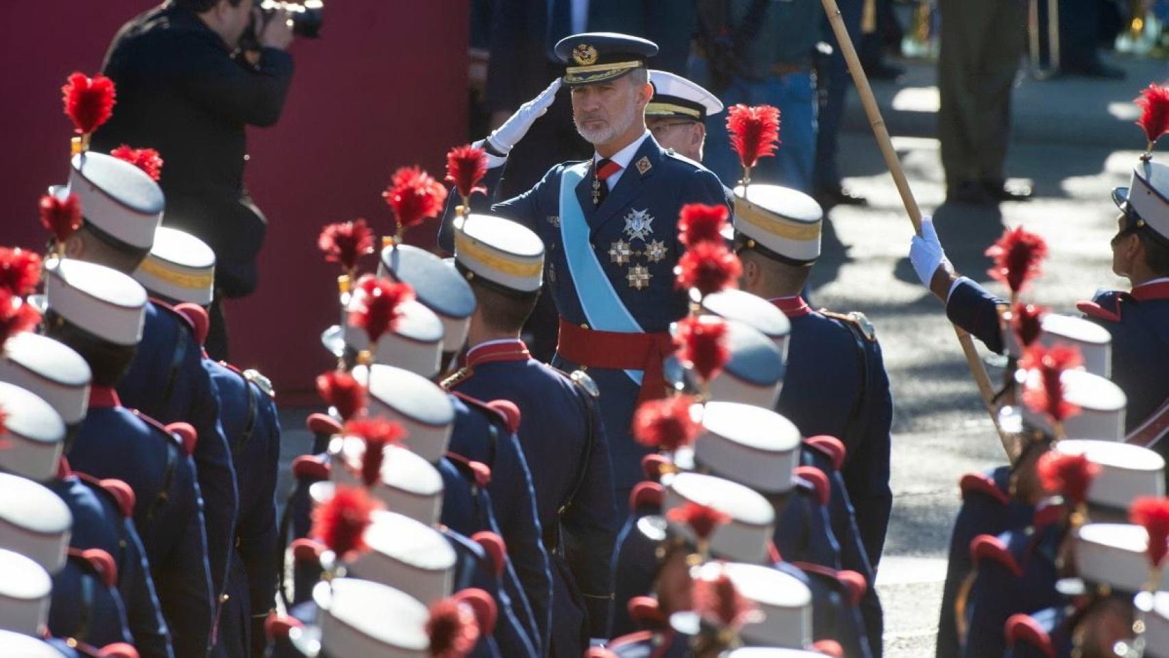 El Rey Felipe VI a su llegada al desfile del 12 de octubre 'Día de la Fiesta Nacional' de 2023.