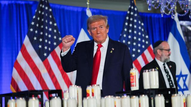 Donald Trump en un acto en Florida por el aniversario de los ataques del 7 de octubre.