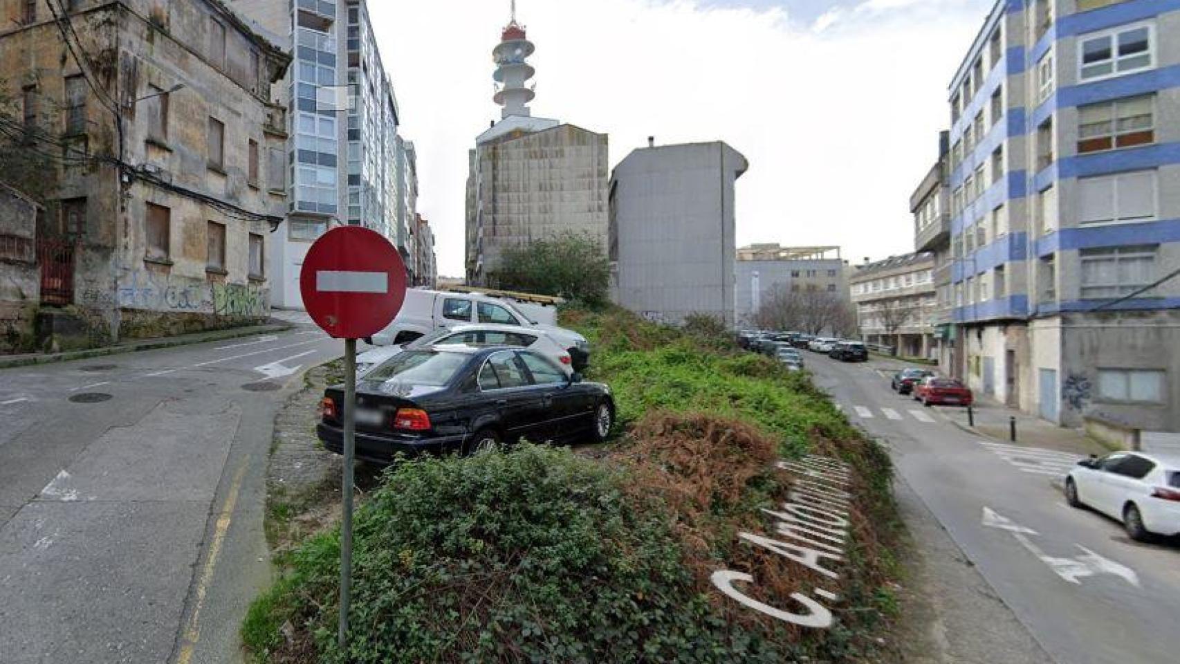 Solar entre la calle Antonio Ríos y calle Cerca en O Castrillón, en A Coruña