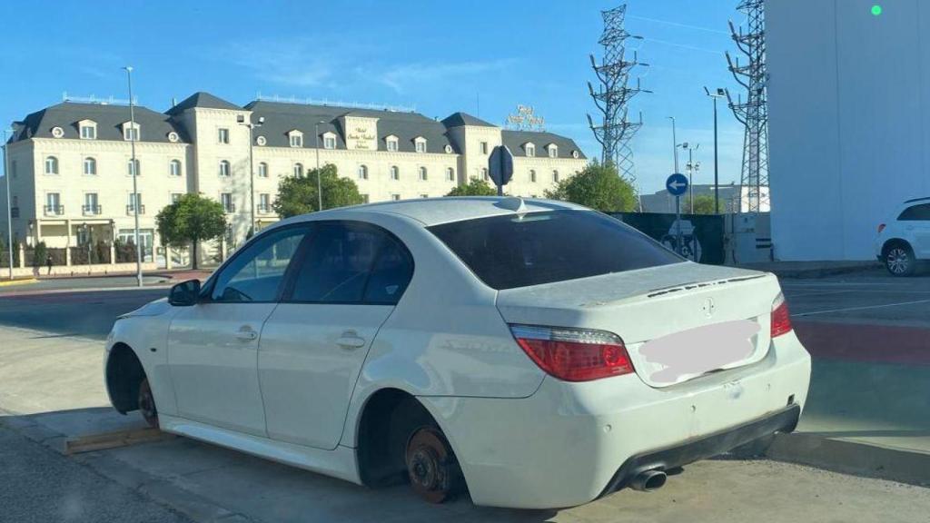 Vehículo abandonado en Albacete.