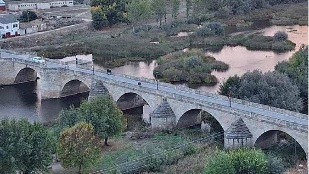 Puente Nuevo de Ciudad Rodrigo después de la limpieza