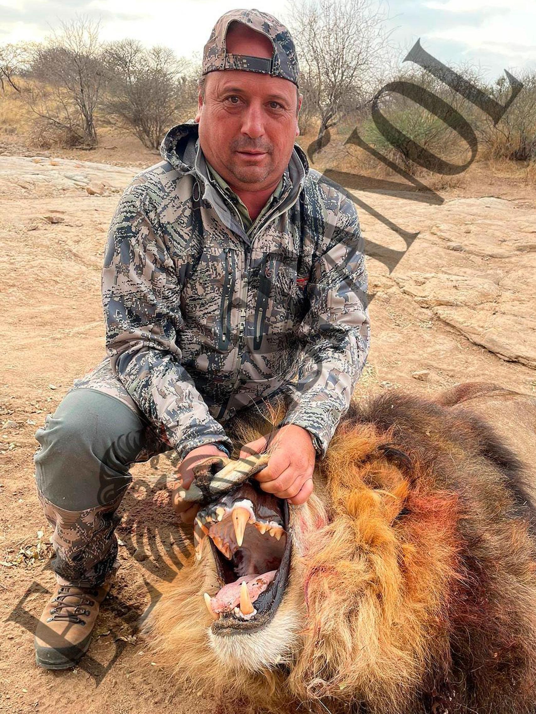 Imagen enviada por Claudio Rivas a Aldama tras una de sus cacerías en África.