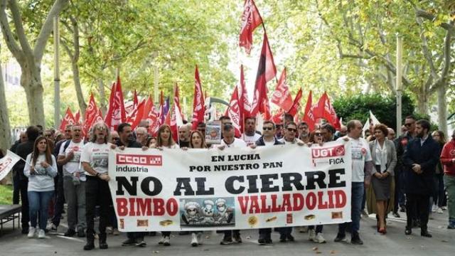 Trabajadores de Bimbo durante la concentración del sábado