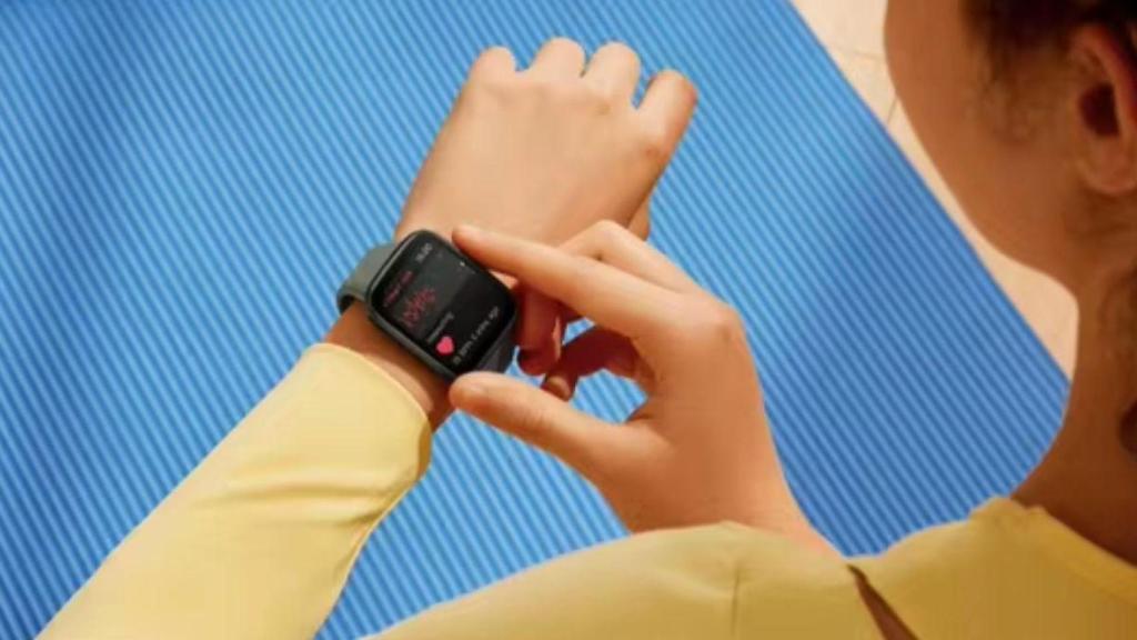 Este es el smartwatch con más de 100 modos deportivos que cuida de tu salud: ¡ahora por menos de 30€ en el Amazon Prime Day!