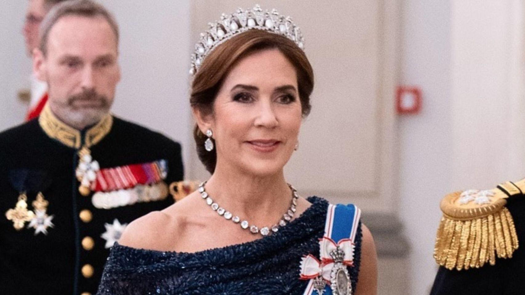 La Reina, en el banquete con la presidenta de Islandia.