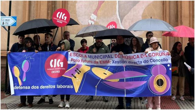 Protesta del personal de la Escuela de Música de A Coruña c