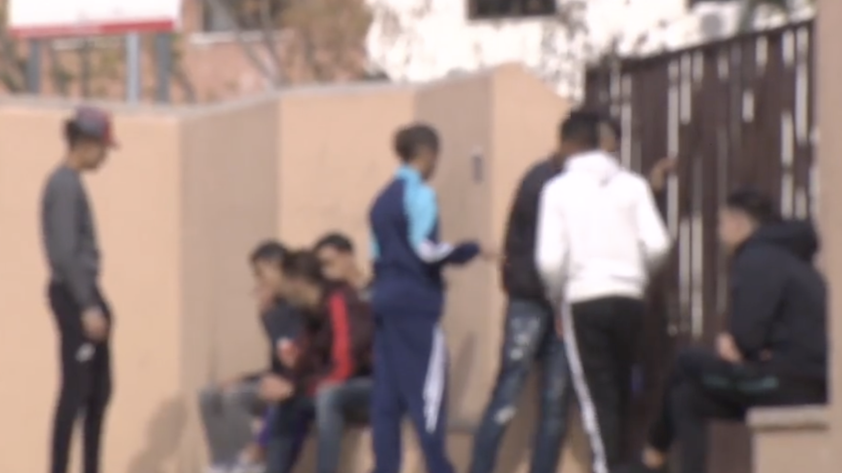 Menores no acompañados en la Cada de Campo.