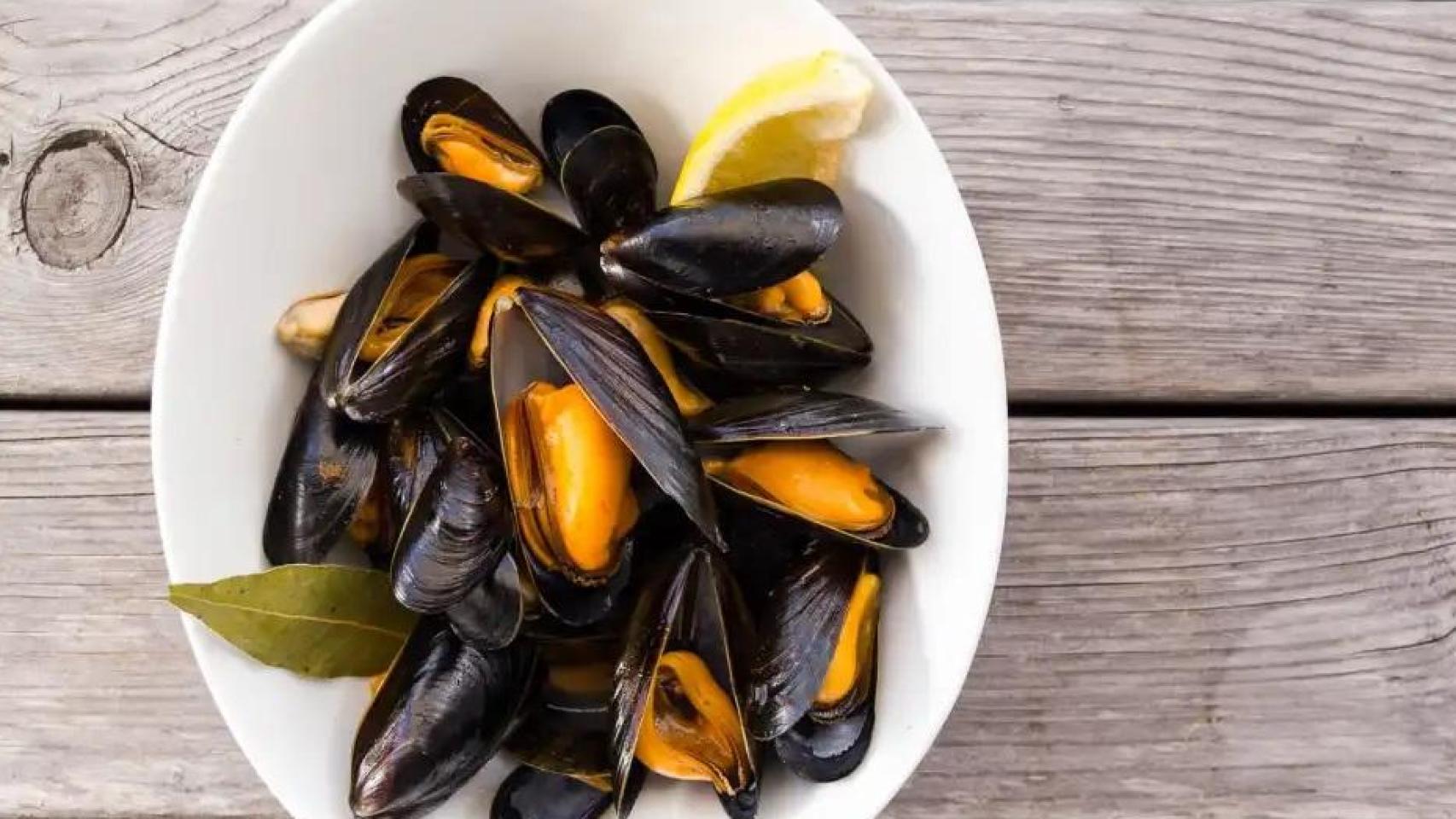 Mejillones al vapor. Cocina con Poco