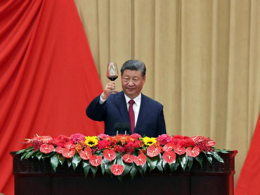 Xi Jinping hace un brindis durante la recepción del Día Nacional el pasado 30 de septiembre.